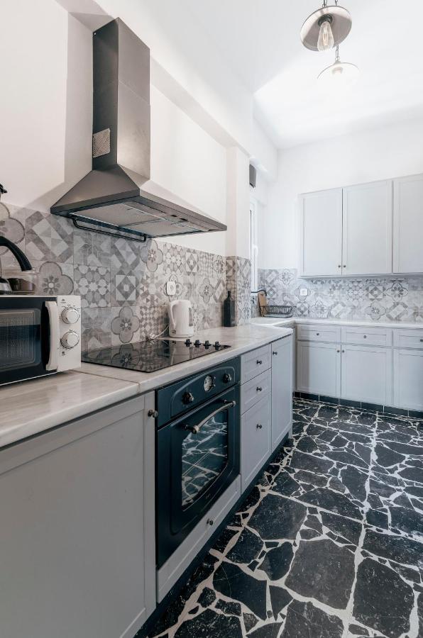 Comfortable 2 Bd Apartment Close To Athens Archeological Museum 외부 사진